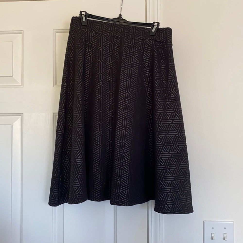Black patterned A-lined Claudia Richard skirt.
